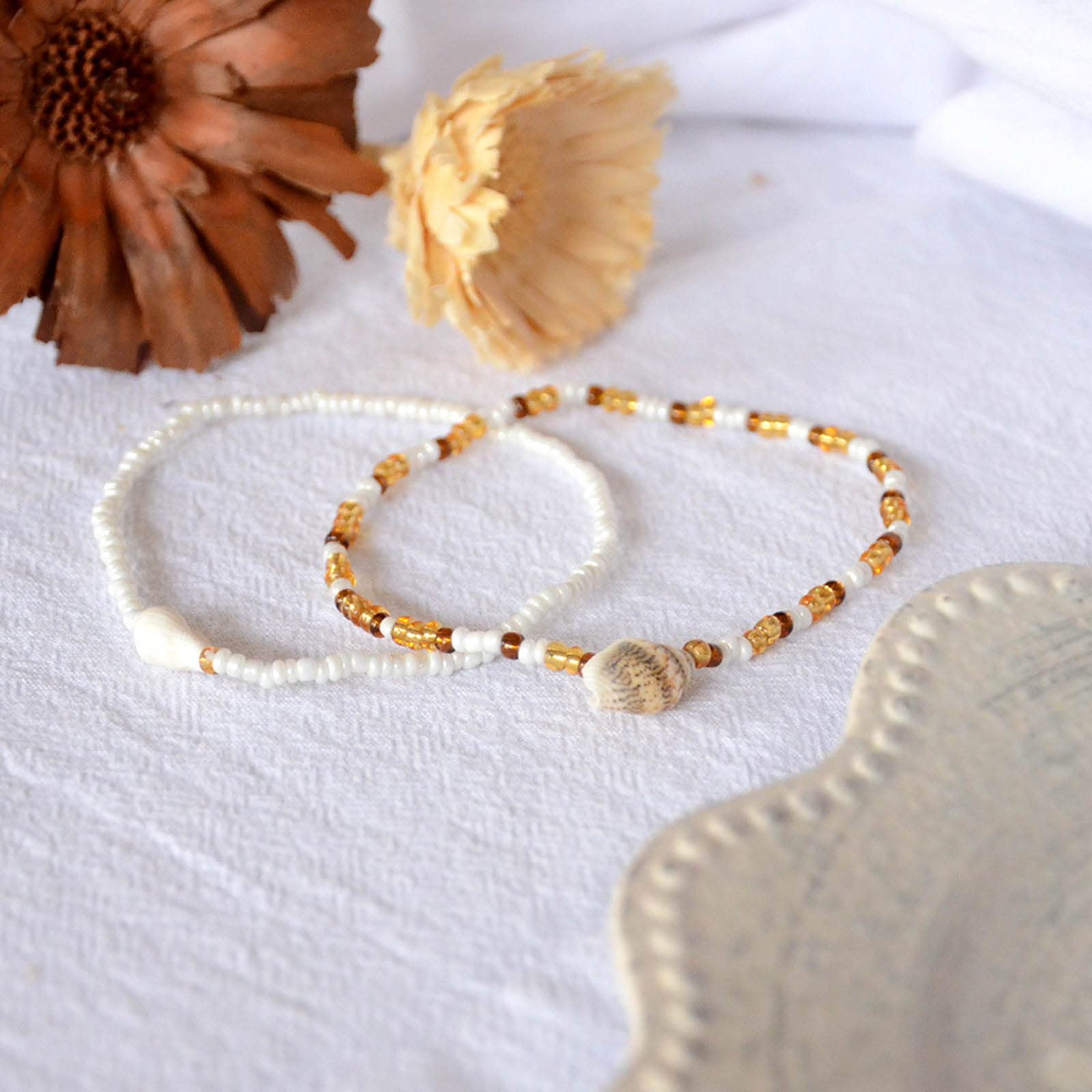Tobillera bohemia con cuentas, hecha a mano, con cuentas, ajustable, elástica, 2 piezas, joyería de pie para mujeres y niñas, Aleación, cuentas de concha de mar, No es una piedra preciosa 4
