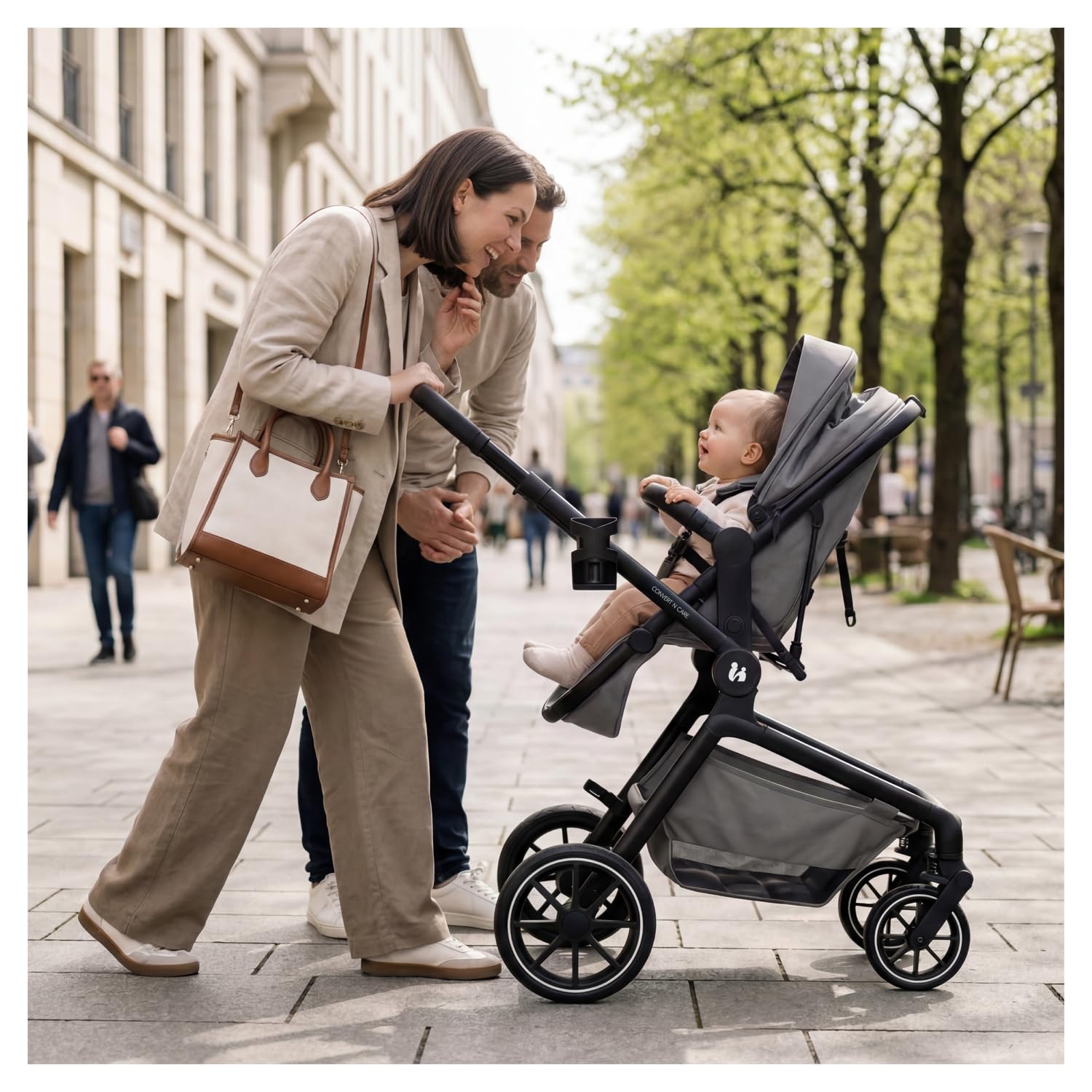 hauck Convert N Care Carrito Bebe 2 en 1 desde el Nacimiento hasta 22 kg - Capazo Convertible en Asiento Reversible - Protección UV 50+ - Ruedas de Goma - Con Adaptadores para Grupo 0+ - Gris