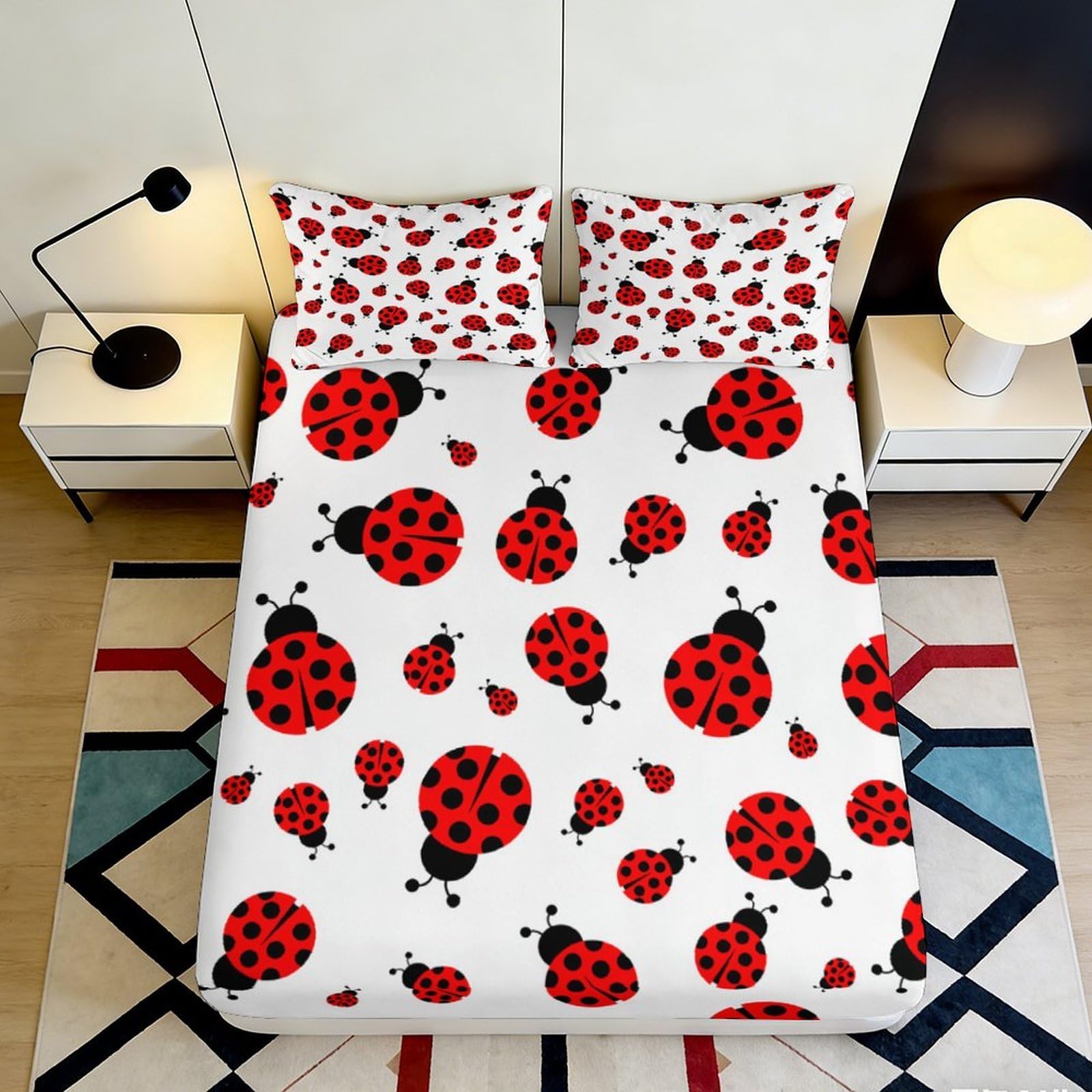3D Printed Ladybug Pattern Fitted Sheet Microfiber Deep Pocket Non-Slip Bedding Set Ladybug Mattress Fitted Cover Washable 160x200x25cm