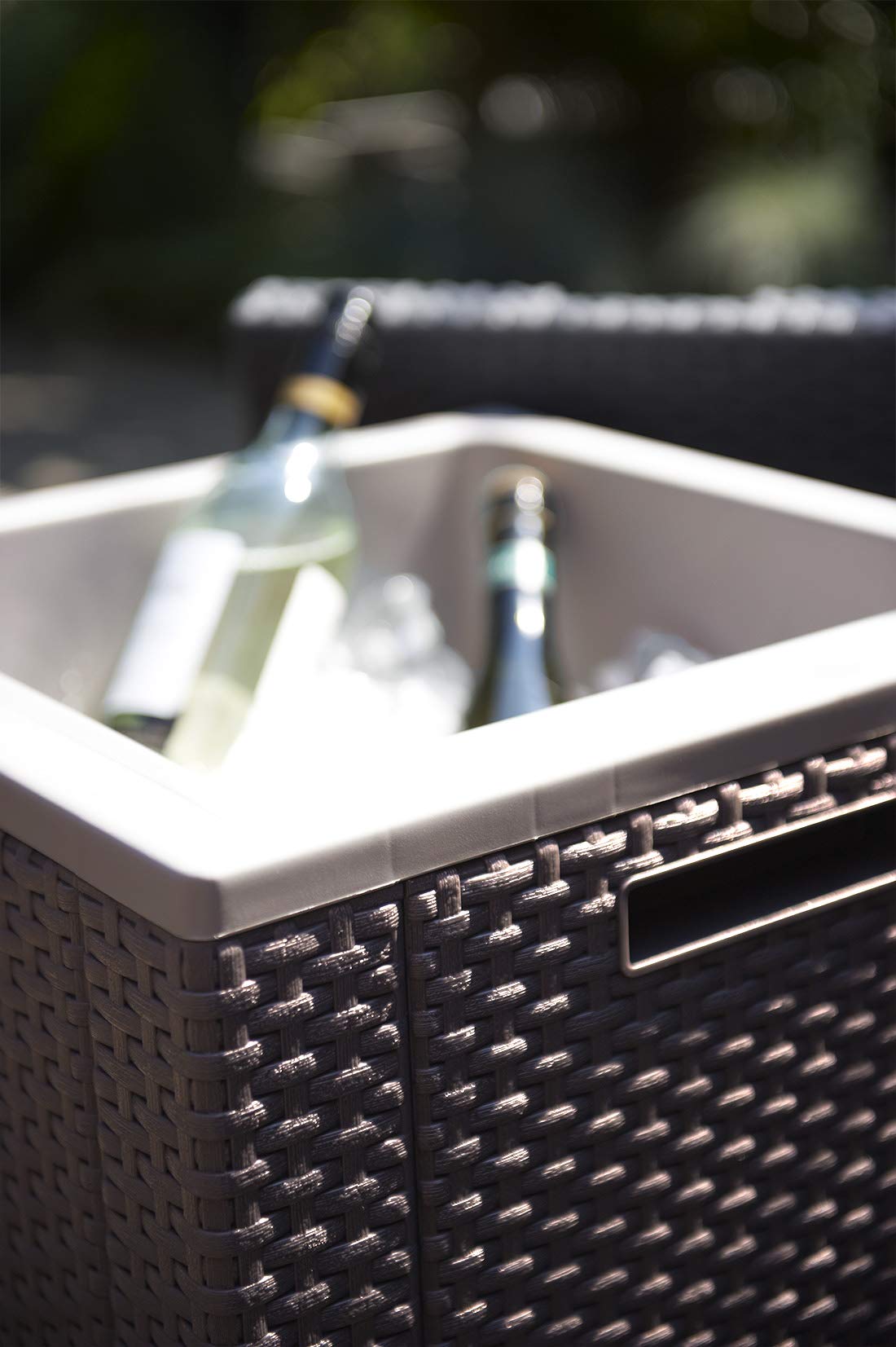 Keter Table glacière à bière et vin Parfaite pour Votre terrasse, Pique-Nique et Accessoires de Plage