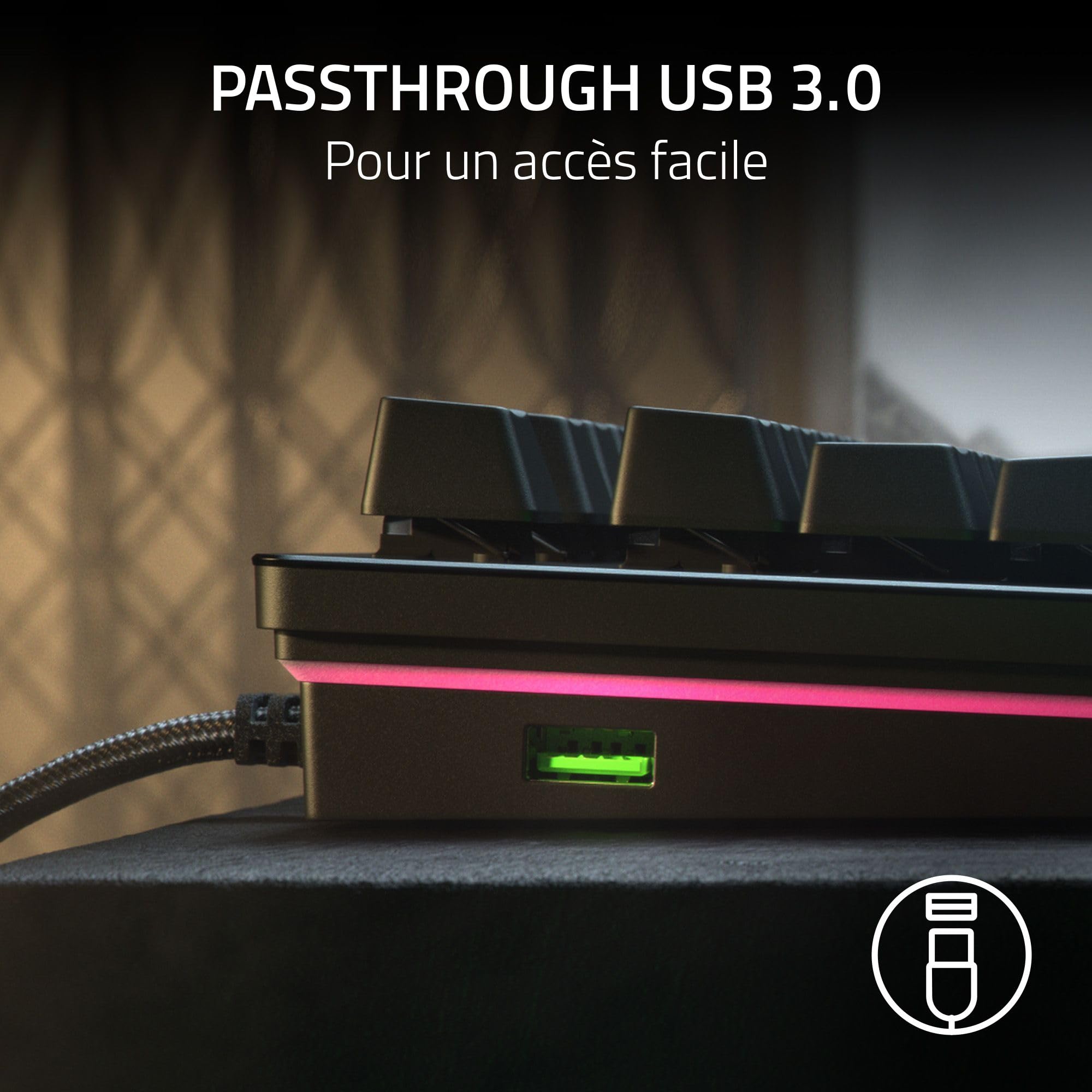 Razer Huntsman V2 (Switches Analog) - Clavier Gamer Optique pratiquement sans Latence (Switches Optiques Analogiques, Touches en PBT Doubleshot, Câble USB-C Détachable) Clavier AZERTY | Noir