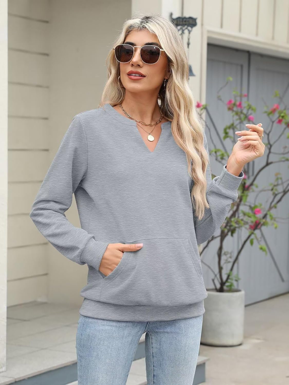 EADINVE Womens Casual Sweatshirts with Pockets Long Sleeve V Neck Lightweight Pullover Casual Loose Fit Tops Fall Clothes - Image 4