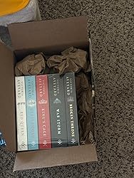 Amazon.com: The Red Queen Collection Series Books 1 - 5 Box Set by ...