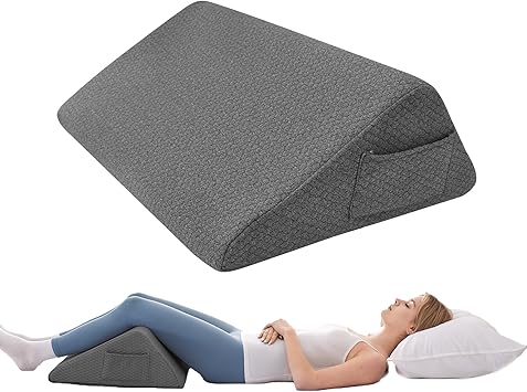 Knee Wedge Pillow, Memory Foam Leg Pillow Knee Pillow for Back Sleeping, Wedge Pillows for Legs Post Surgery, Triangle Pillow for Knee Support, Leg Elevation, Knees Hip Back Pain Relief, Black