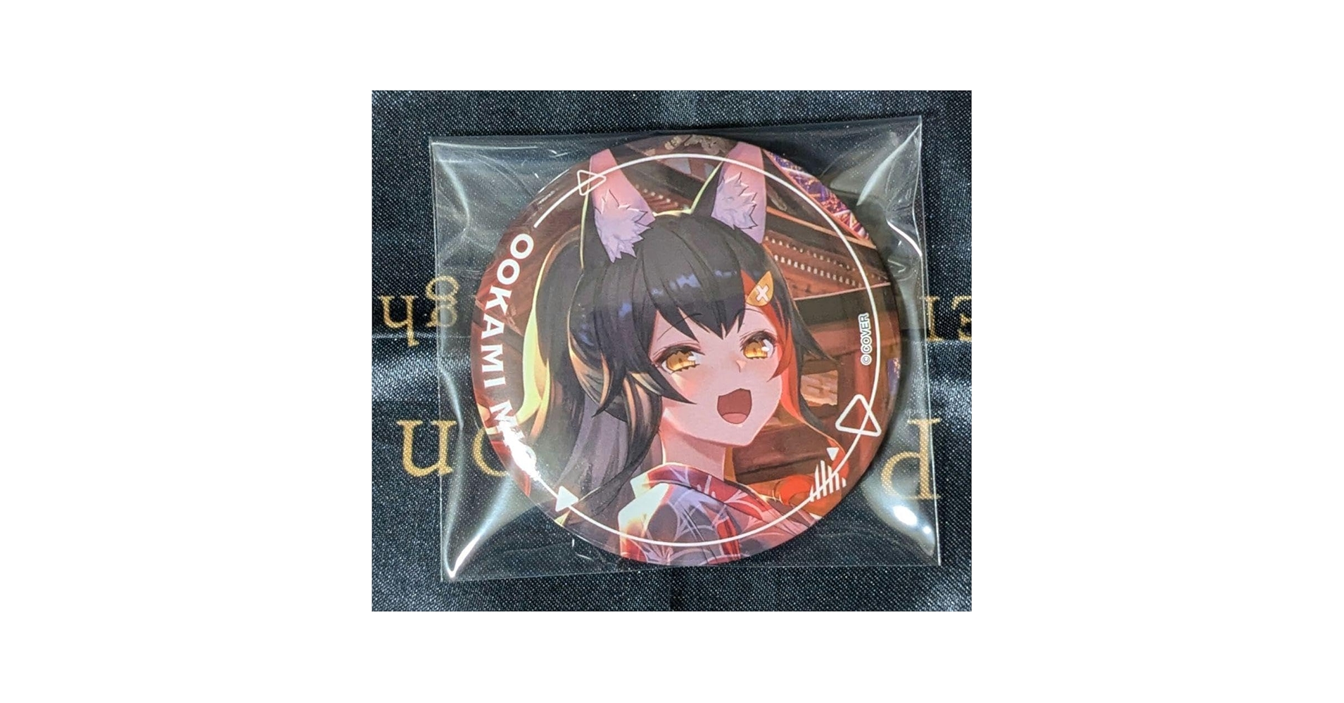 Amazon.co.jp: ホロ ライブ Art Selection オンリー缶バッジ