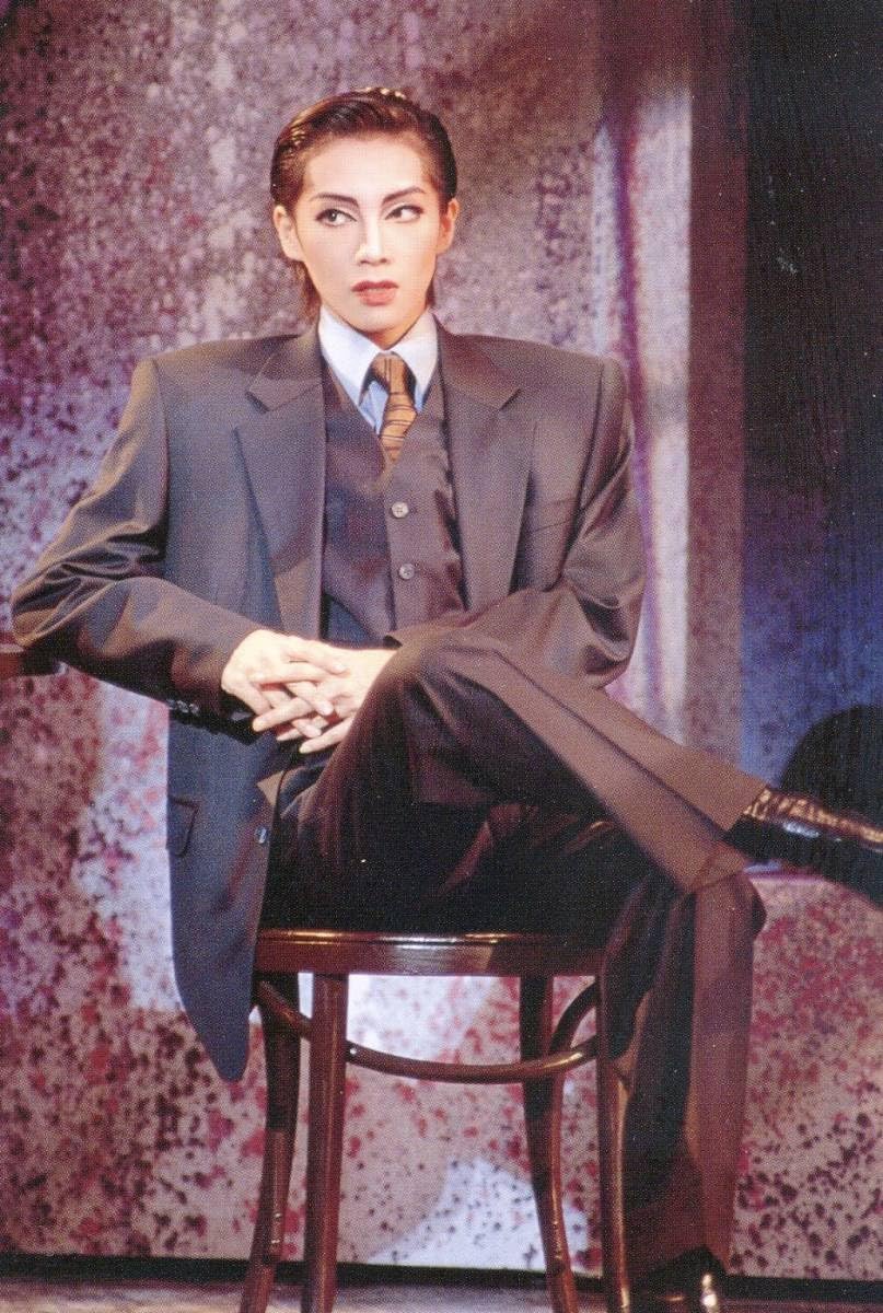 Amazon.co.jp: 宝塚歌劇 廃盤DVD○螺旋のオルフェ○真琴 Amazon.co.jp: 宝塚歌劇 廃盤DVD○螺旋のオルフェ○真琴