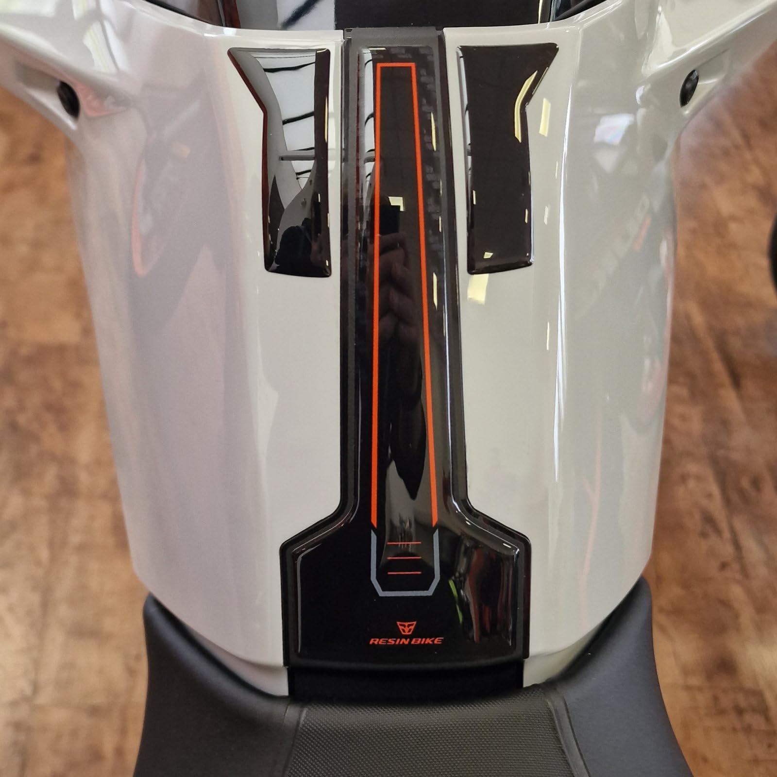 Resin Bike 3D-Tankschutz-Aufkleber Für KTM Duke 790/890 (2022-2023) – Geharzt, Kratzfest, Italienisches Design