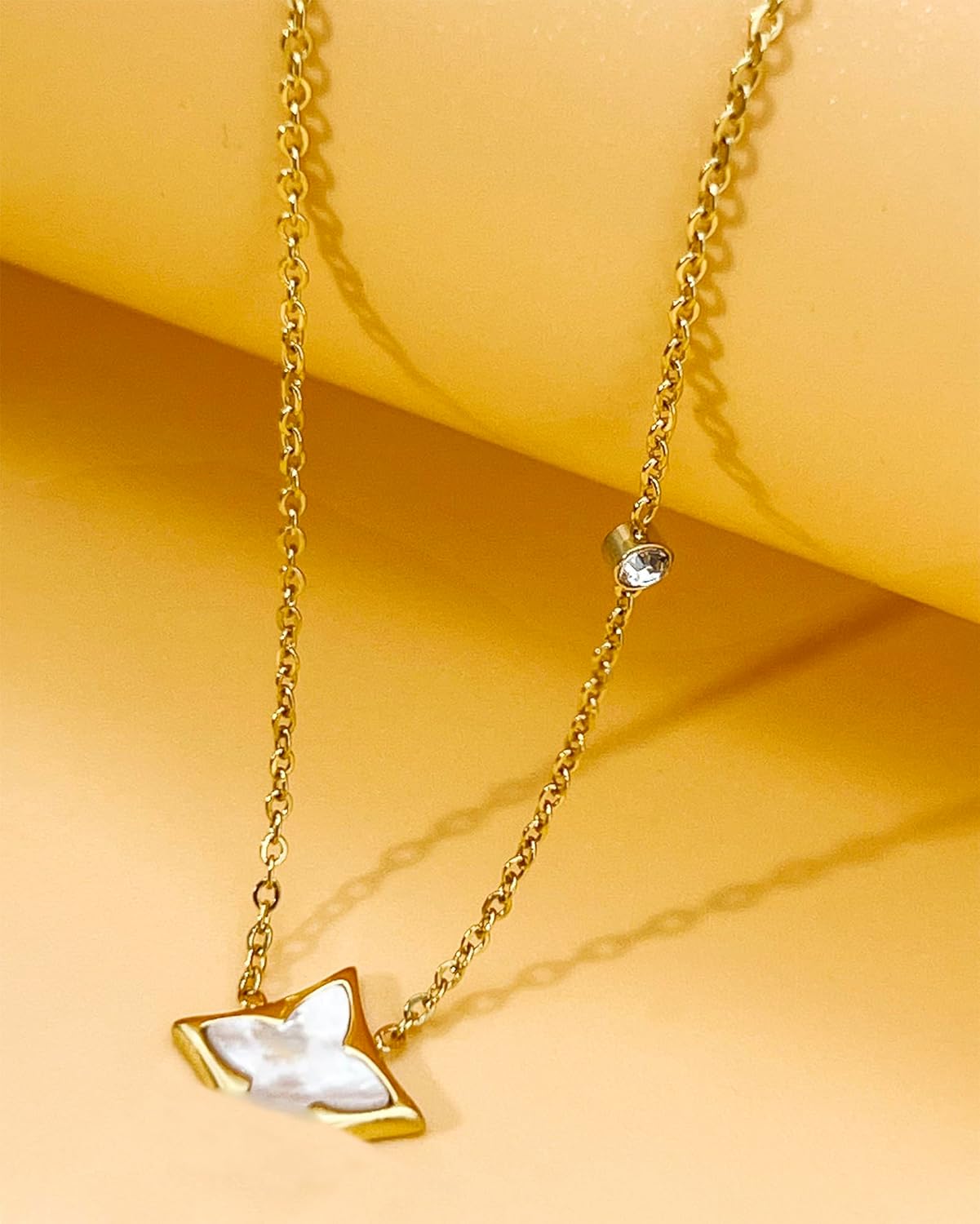 Women Fashion Luck Clover Faith Jesus Cross Pendant Necklace for Her Mother Daughter Sister Birthday Christmas Mother's Day Religious Christian Gifts - Image 2