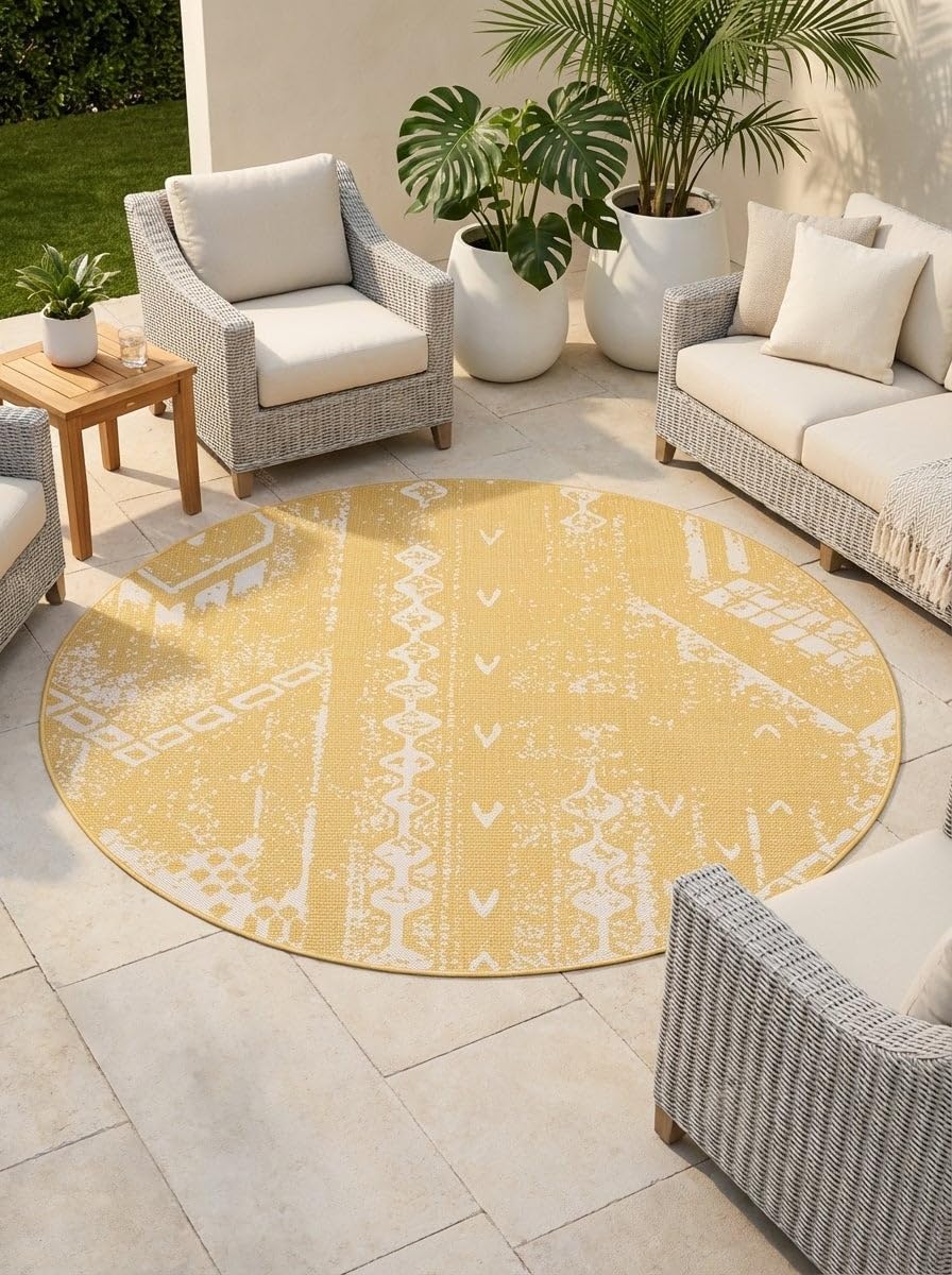 Rugs.com Outdoor Bohemian Collection Rug – 4 Ft Round Yellow Flatweave Rug Perfect for Kitchens, Dining Rooms