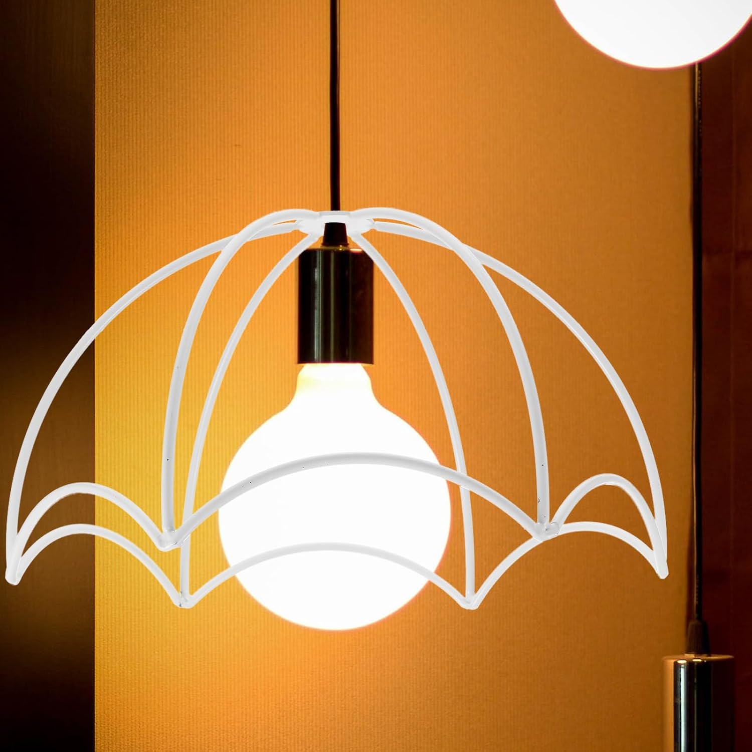 LIFKOME Wire Lamp Shade Frame, DIY Lamp Shade Ring Wire Light Cage Guard DIY Drum Ring Bulb Holder Clip On Lamp Shde for Lampshade Accessories