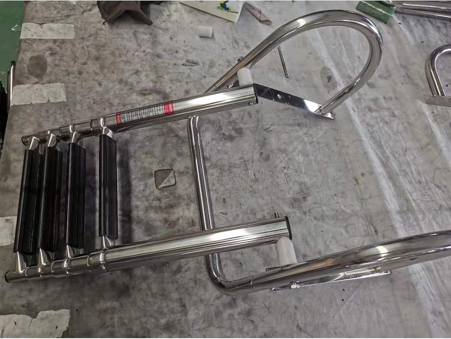 Stainles Steel 4 Step Pontoon Boat Ladder,Folding Telescoping Rear Entry Inboard Ladder Heavy Duty Swim Deck Ladder with Pedal Hand Railing Ladder