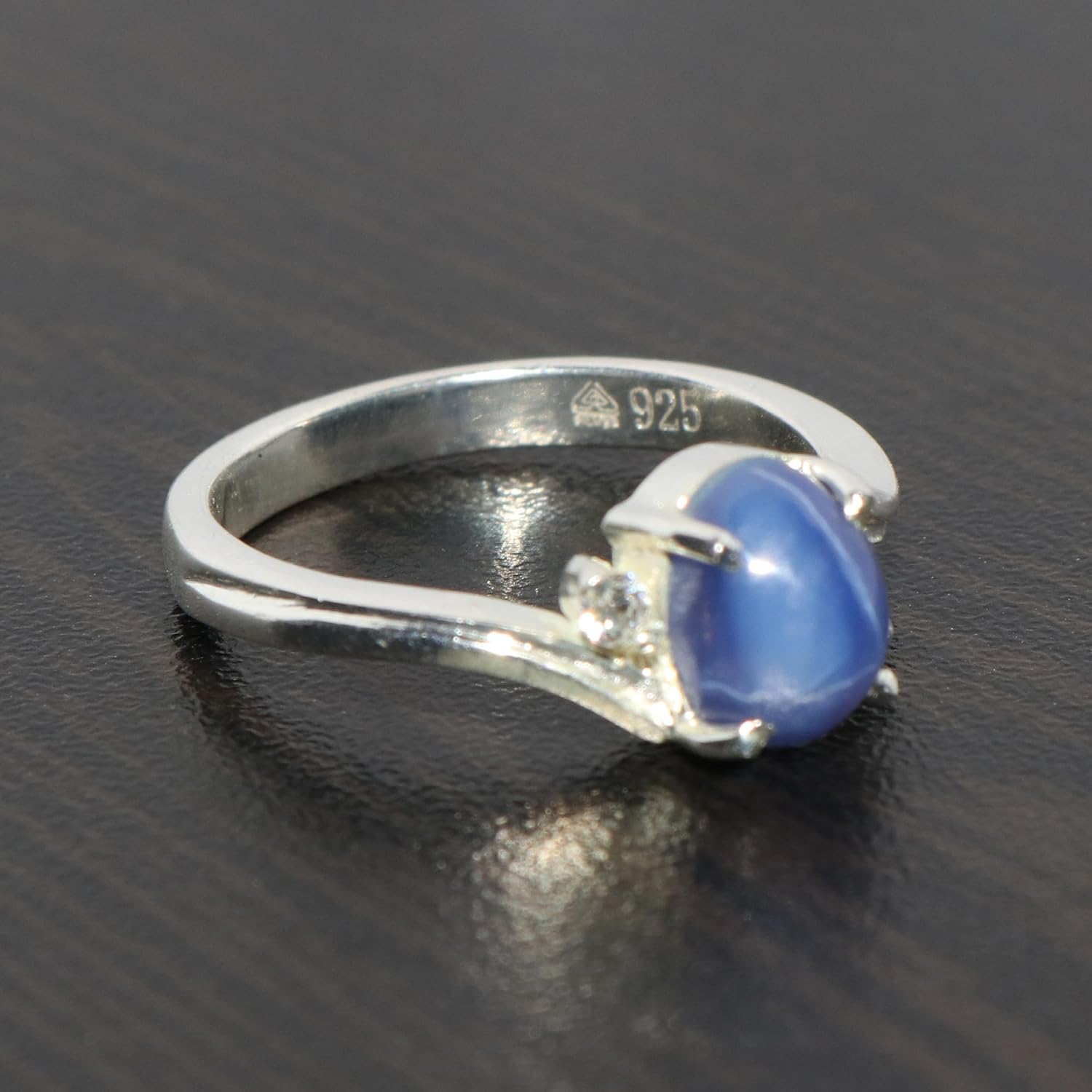 GEMHUB Oval Shape 3.2 Ct Triology Style Natural Blue Star Sapphire 925 Sterling Silver Engagement Ring for Valentines