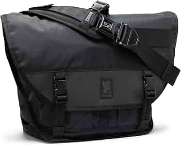 CHROME メッセンジャーバッグ ブラック　美品　15L CTZ 15L MESSENGER(シーティーゼット 15L メッセンジャー