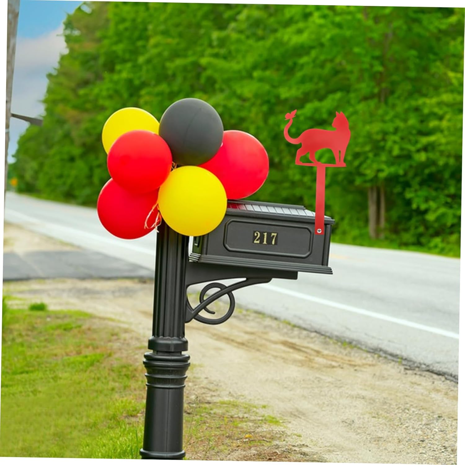 Outanaya Cat Shaped Mailbox Flag Decor Charming Mailbox Ornament for Lawn and Garden Creative Sign to Brighten Your Outdoor Space for Cat Lovers