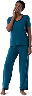 Fruit of the Loom womens Short Sleeve Tee and Pant 2 Piece Sleep Set