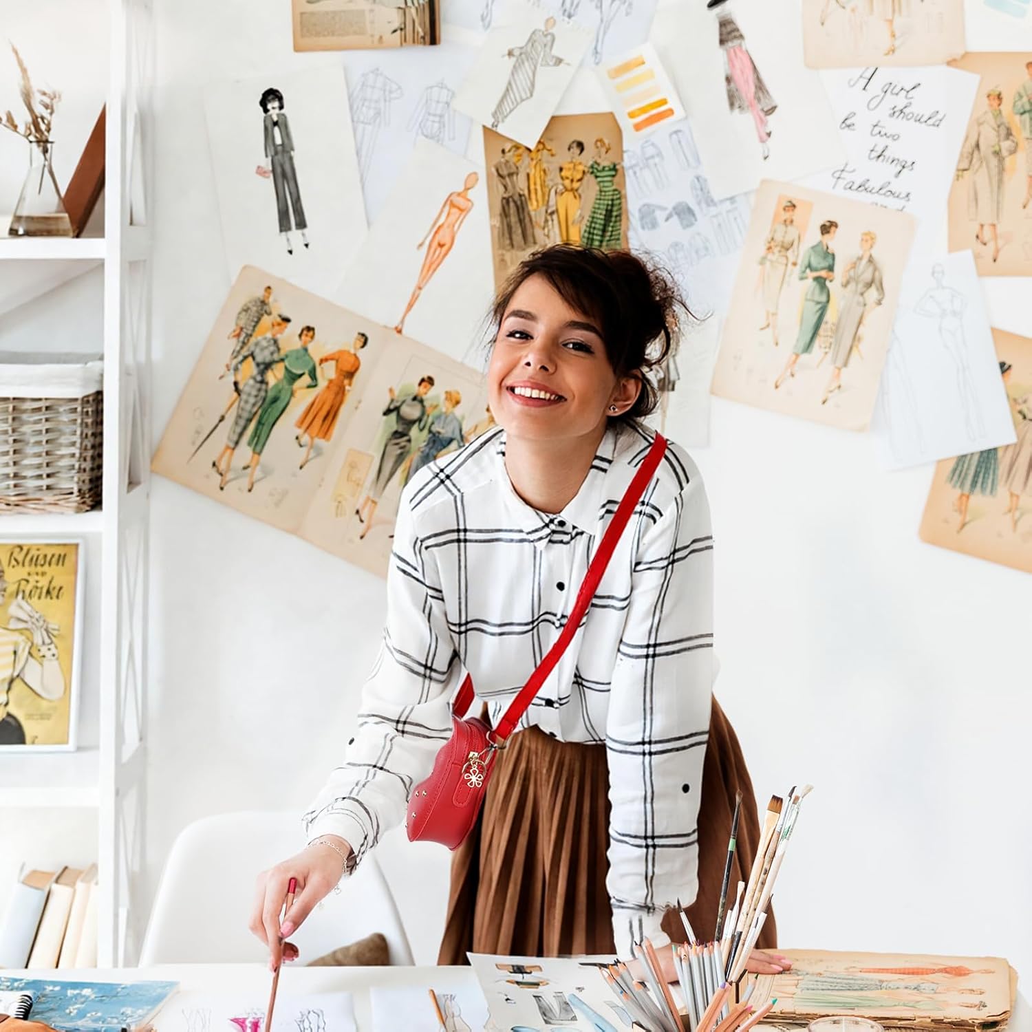 Cute Strawberry Purse with Rivets Crossbody Shoulder Bag Fruit Shaped Handbag Clutch Small Coin Pouch Wallet Birthday Gift Shoulder Bag for Little Girls (Red) - Image 7