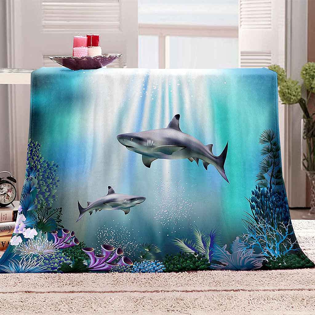 Couverture requin flanelle : le cadeau original toutes saisons