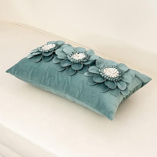 Miniatura 3 de Alerfa Funda de almohada decorativa hecha a mano con flores 3D de terciopelo verde con cremallera oculta para sofá, cama, sala de estar, decoración