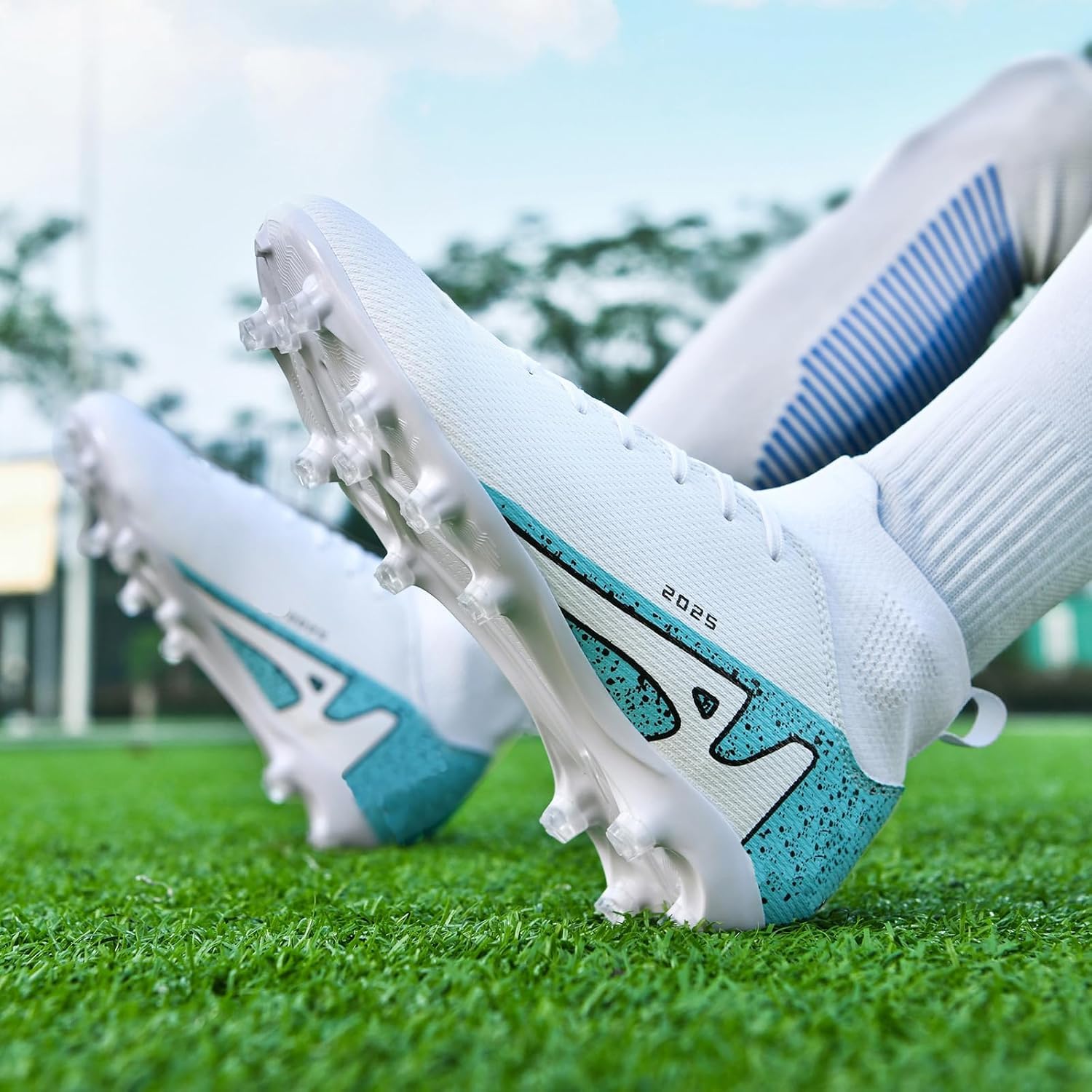 Crampon Foot Homme Chaussures de Football Homme Professionnel Antidérapant Athlétisme Entrainement Football de Crampon Sport