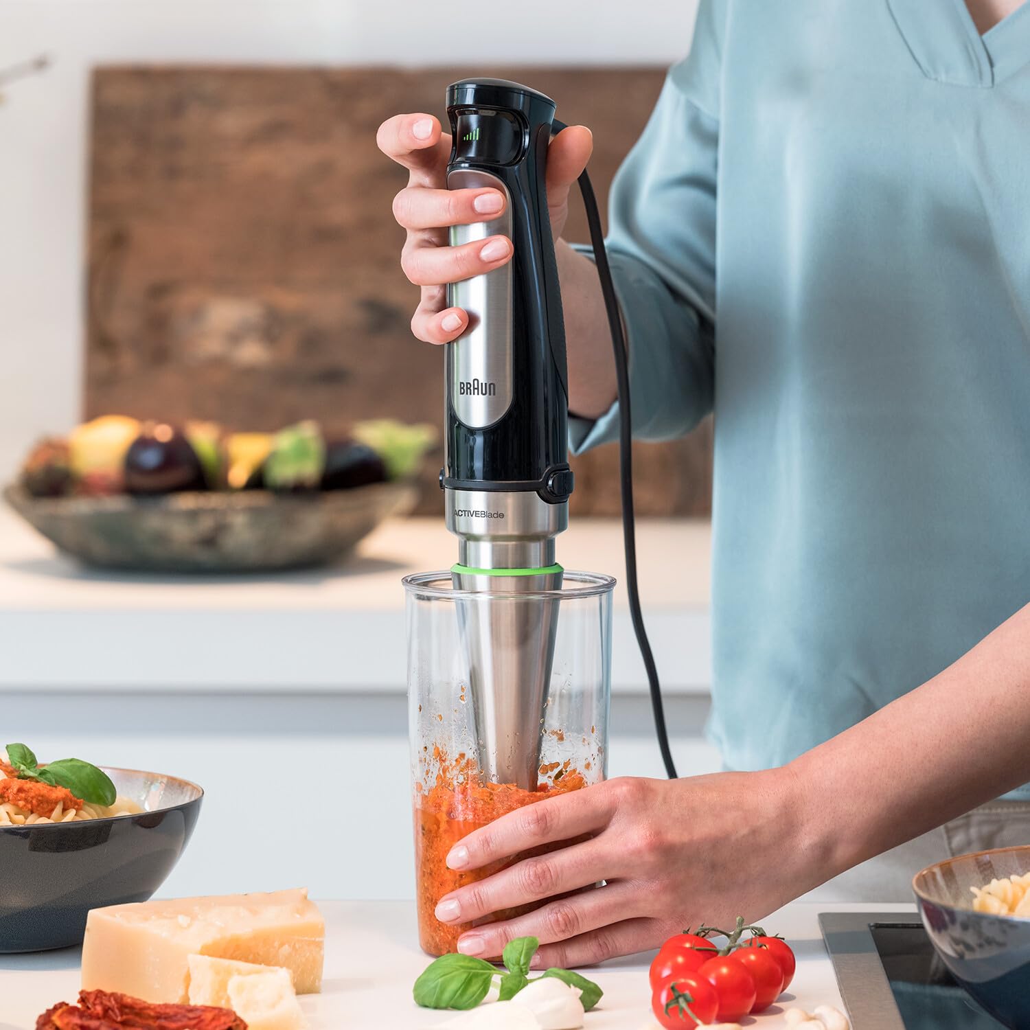Braun Minipimer 7 - Batidora de Mano con Tecnología SplashControl, Sistema ActiveBlade para Alimentos Duros, Selección de Velocidad, Picadora 500 mL, Vaso 600 mL, 1000 W, Negro (MQ7035X)