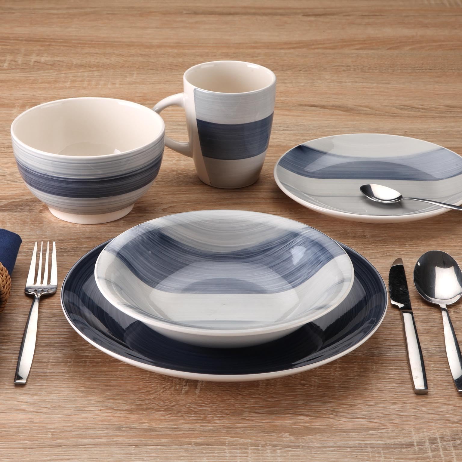 Versa Vajilla 18 Piezas, Estilo Moderno, 3x26,5x26,5 cm, Porcelana, Azul