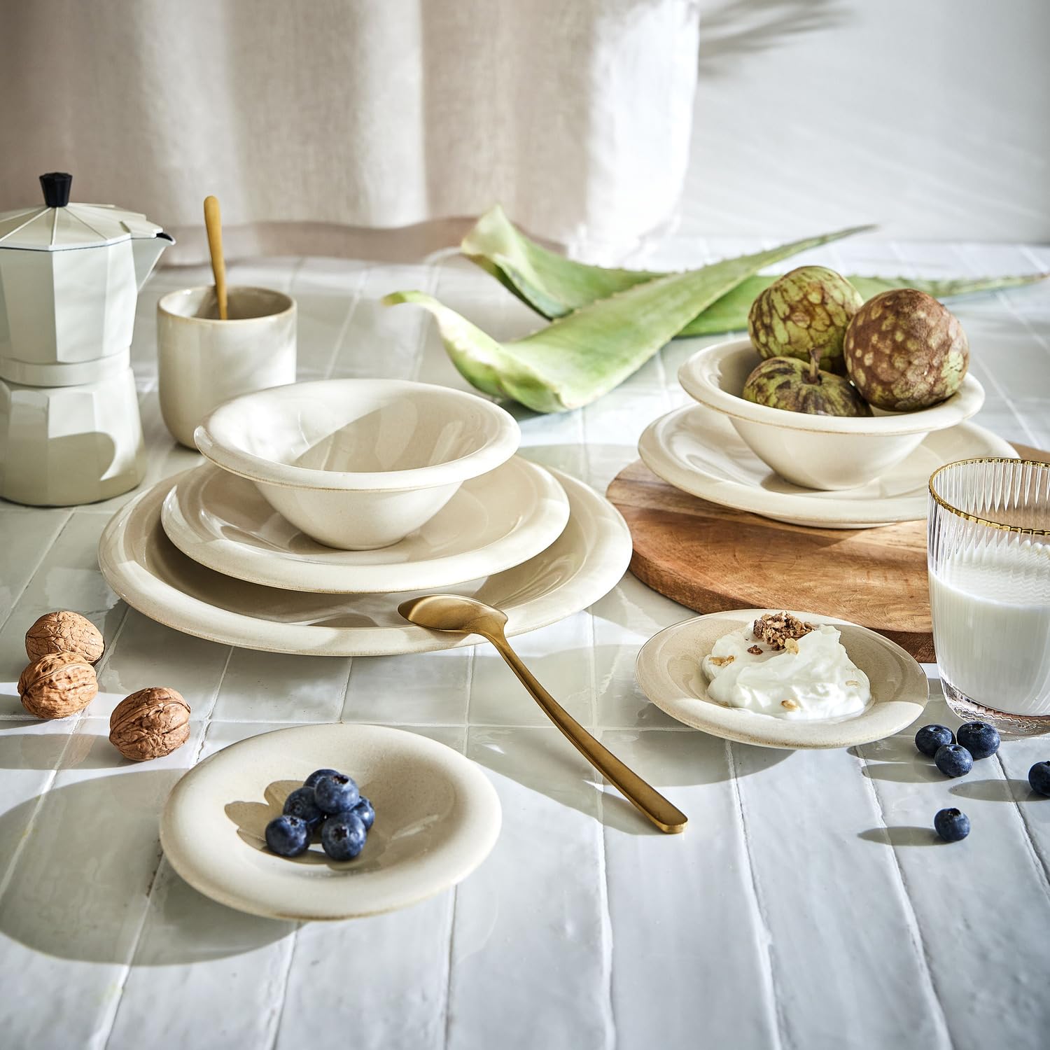 BUTLERS Schüssel Ø 17 cm 6er Set BON TON Steinzeug Geschirr modern | Servierschüssel Suppenteller Teller tief | Glänzend & harmonisch