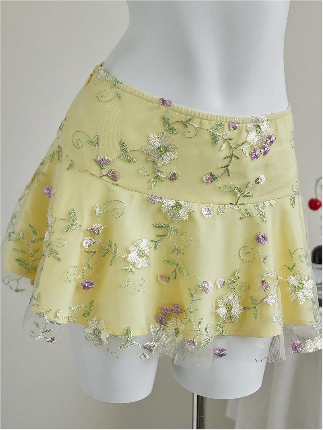 SweatyRocks Women's Floral Embroidery Mesh Ruffle Mini Skirt Low Waist Boho Summer Flared Skirts - Image 4