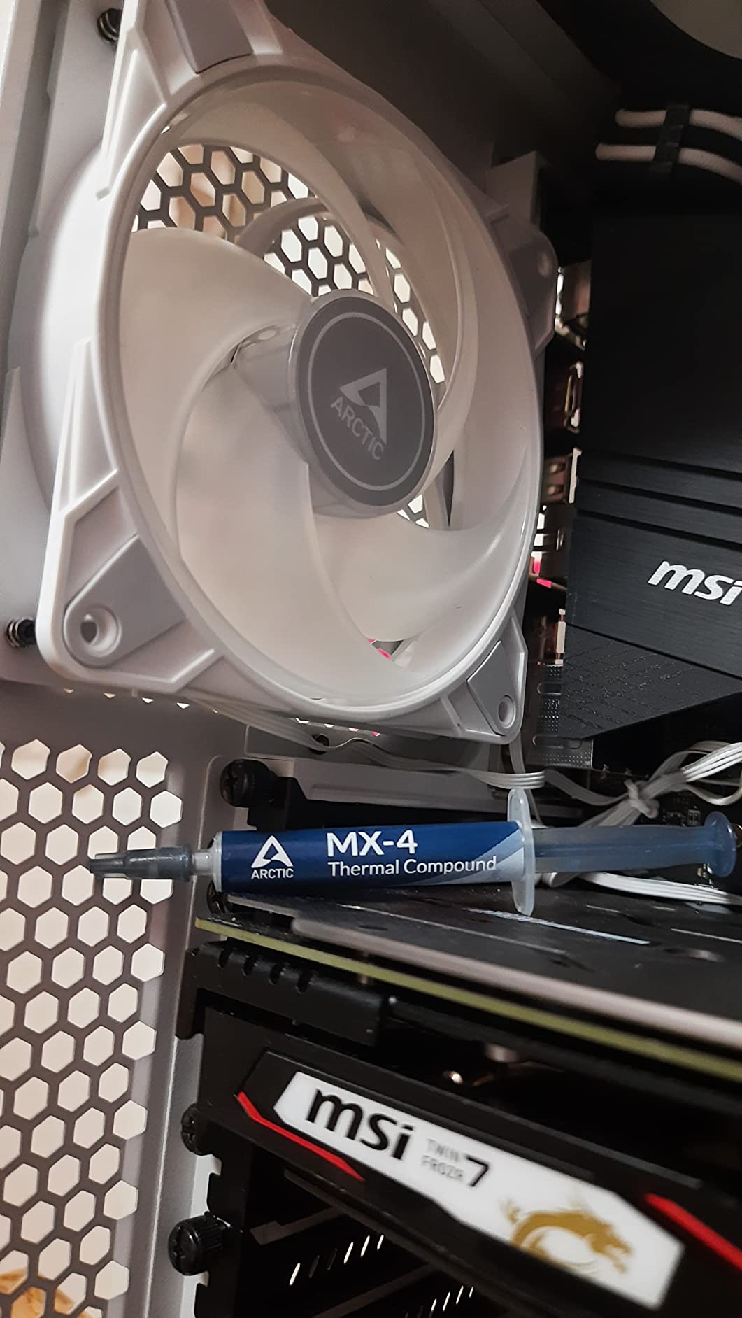 ARCTIC P12 Pro A-RGB 3er Set - Premium PC Lüfter 120mm Mit RGB Beleuchtung