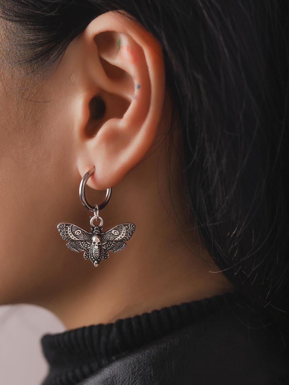 HAQUIL Gothic Deathhead Hawkmoth Skull Dangle Drop Earrings for Women, Goth Skull Memento Mori Jewelry Gift - Image 7