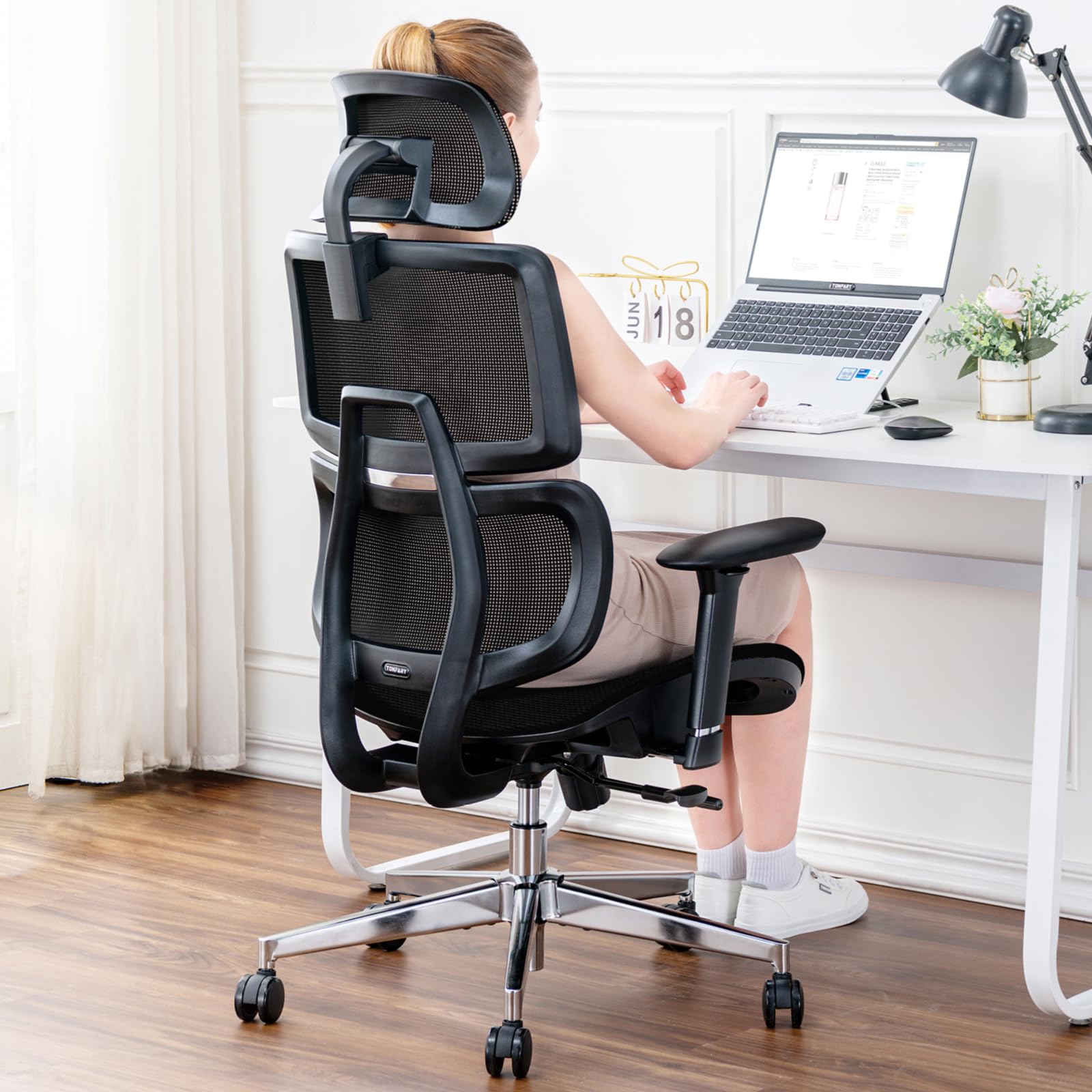Chaise de Bureau, Fauteuil Ergonomique Professionnel - Dossier Mesh Respirant, Inclinaison 130°, accoudoirs 3D et Assise réglable - Pivotant, roulettes, 150 kg