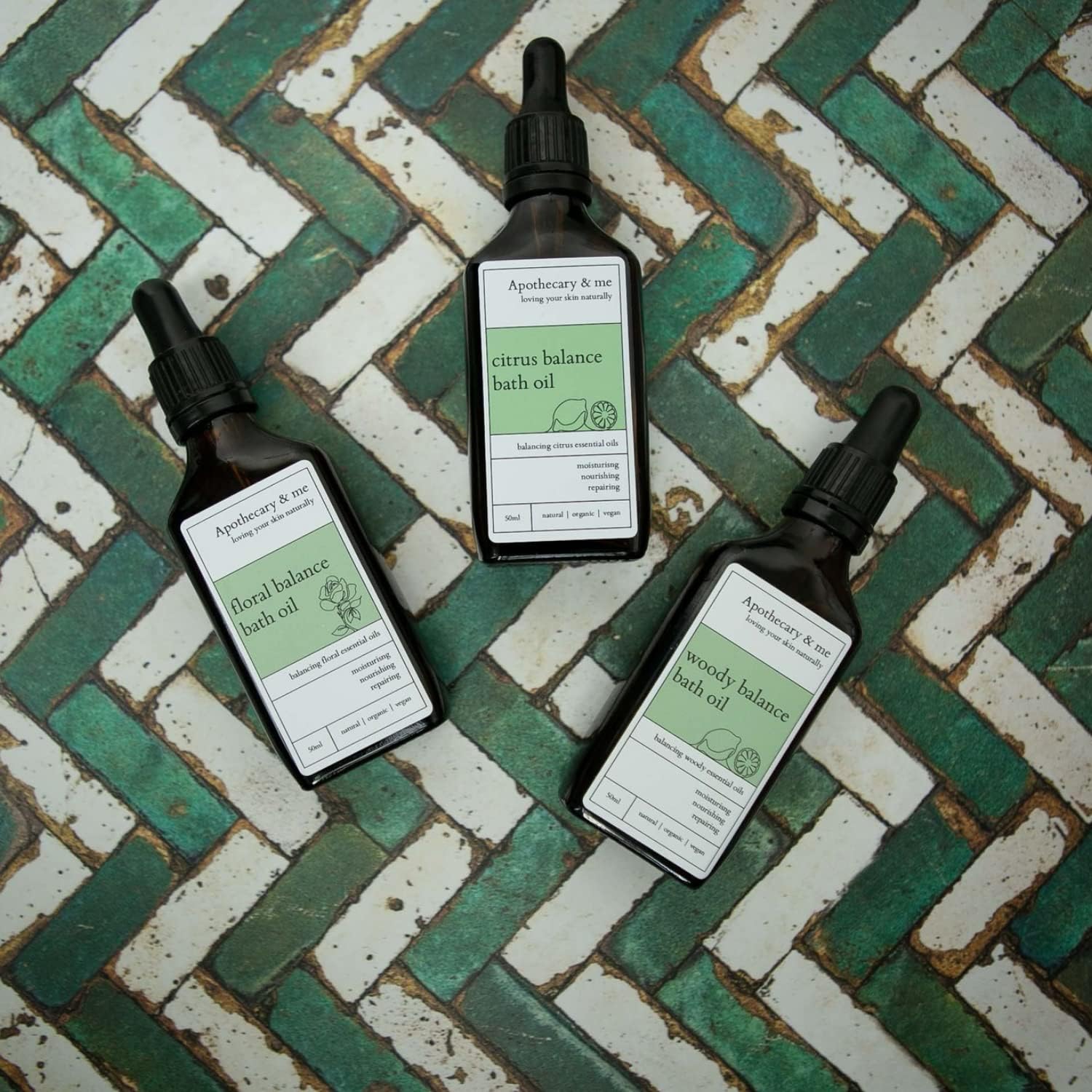 Apothecary & me, Floral Balance Bath Oil, Jojoba & Safflower Oils, Nourishing Vegan and Organic Skincare Ingredients - Image 4