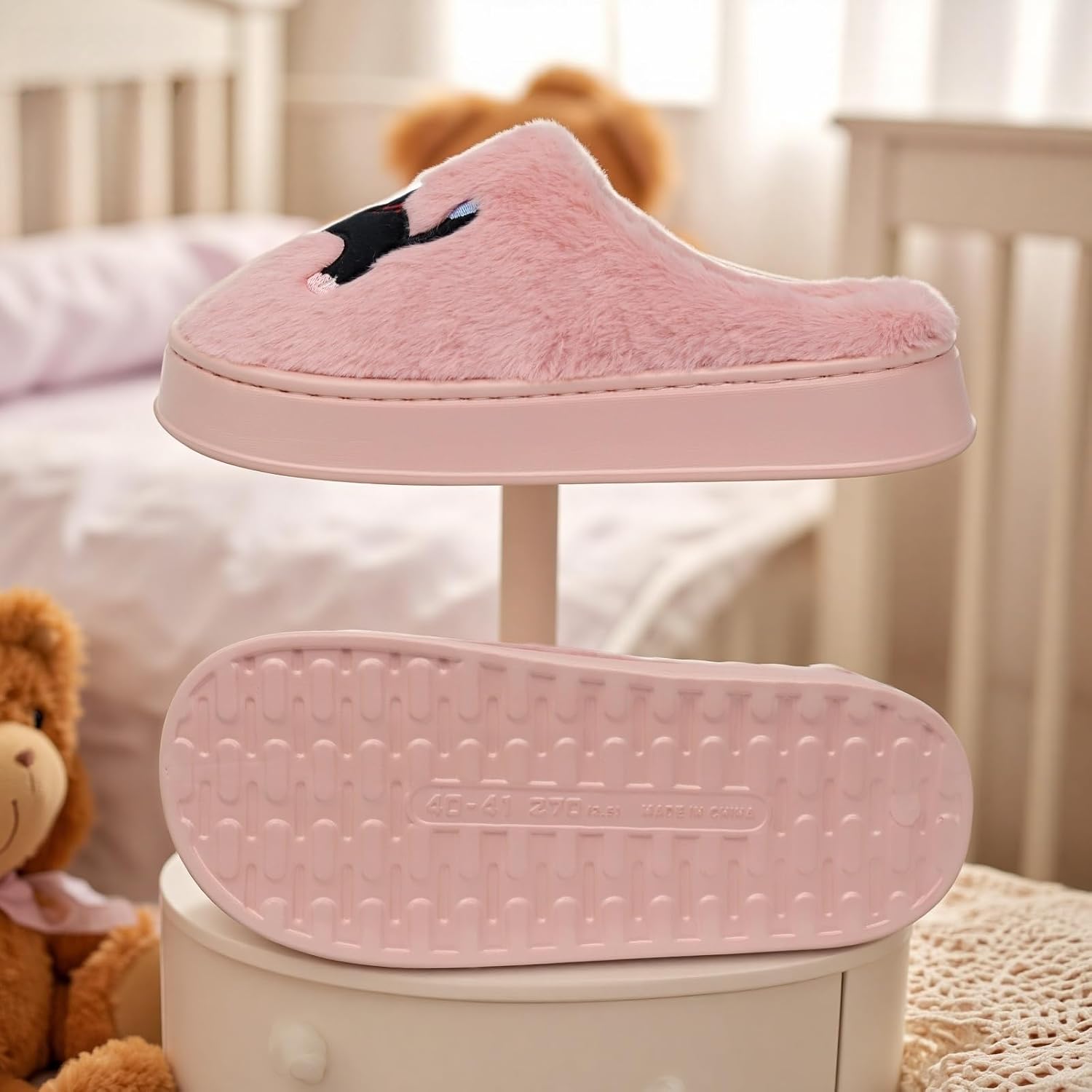 Cat Slippers For Womens Home Fuzzy Plush Mens Shoes Cute Animal Design Soft Warm Bedroom Anti-Skid Sole Winter Wool Lined Indoor Outdoor House Gift Idea