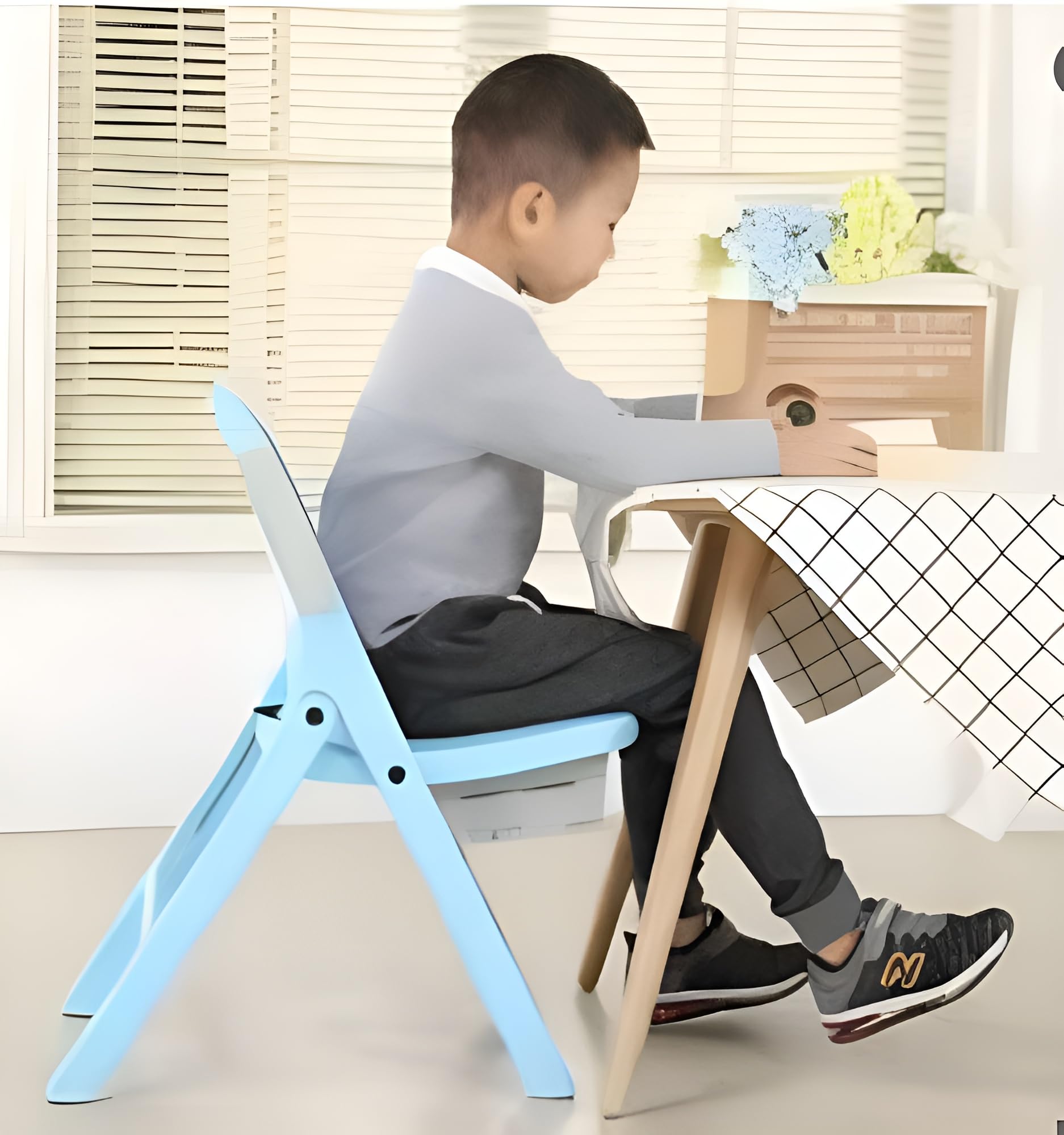 Kids Foldable Chair (White-1) 4