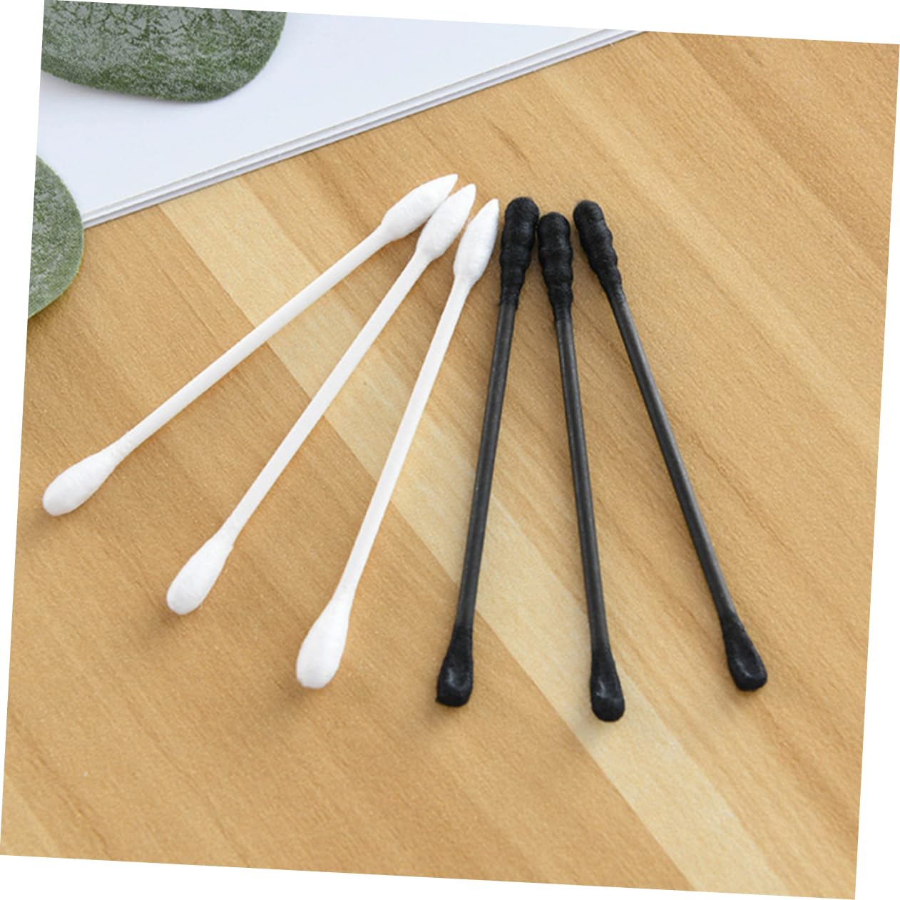IWOWHERO 300pcs Double-head Cotton Swabs for Ears Face Reusable Cotton Bud Makeup Tool Cleaning Makeup Beauty Accessories