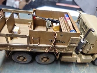 Italeri Kit M923 Hillbilly Gun Truck – Échelle 1:35 – Maquette Plastique à Assembler, Sans Peinture – Modélisme Militaire – Dès 14 Ans