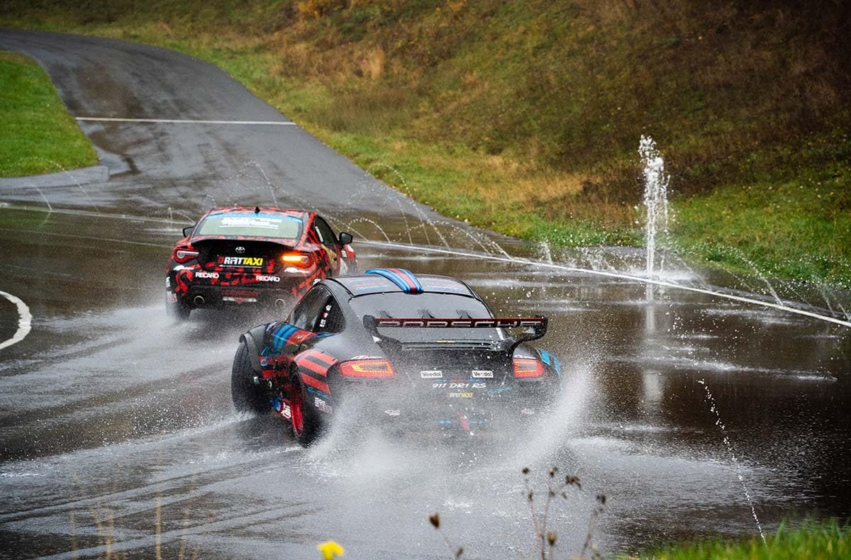 JOCHEN SCHWEIZER Geschenkgutschein: Drift-Taxi Mitfahrt am Nürburgring