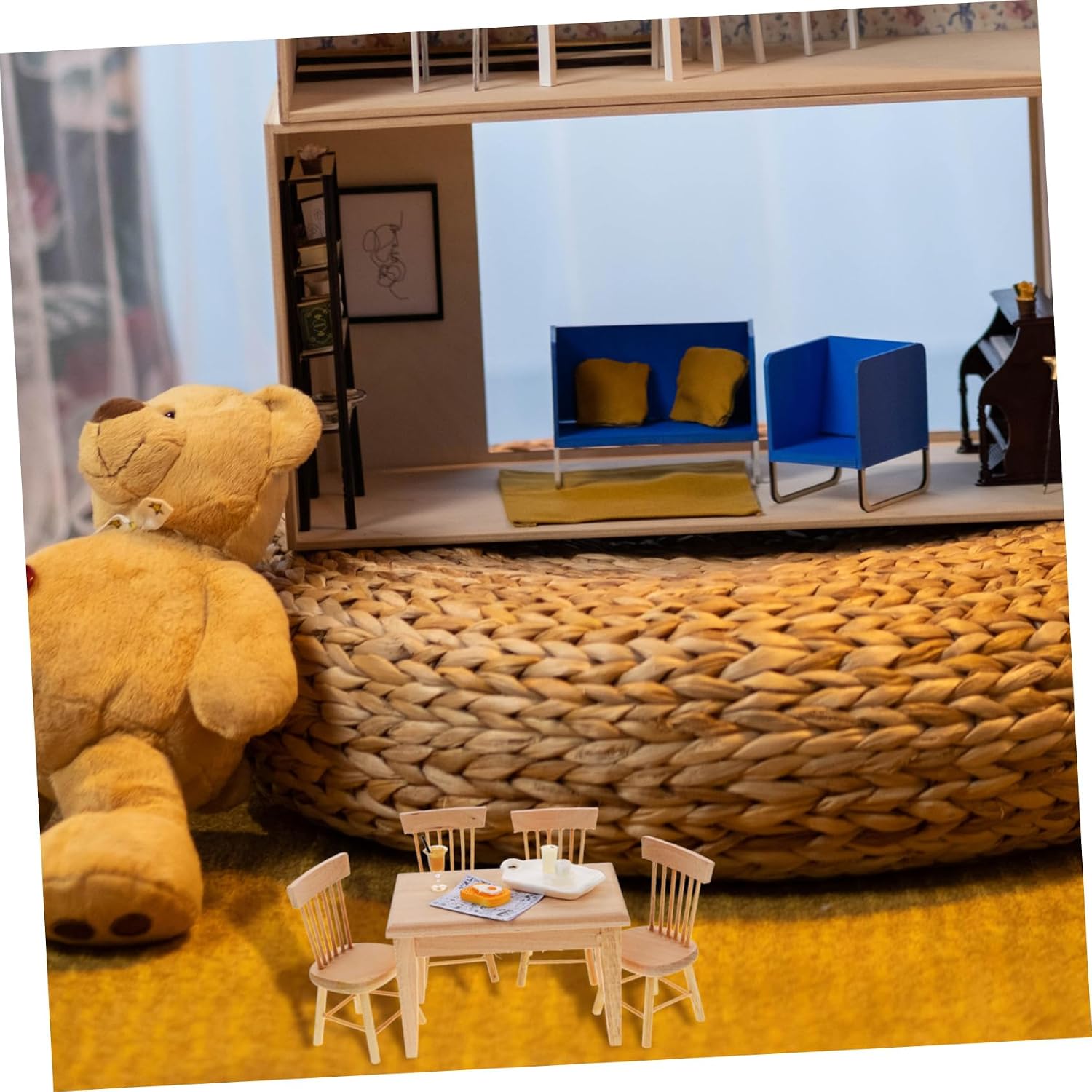 BESPORTBLE 1 Set Miniature Doll House Furniture Realistic Table Chairs with Food Props for Playtime for House Decoration and Photography