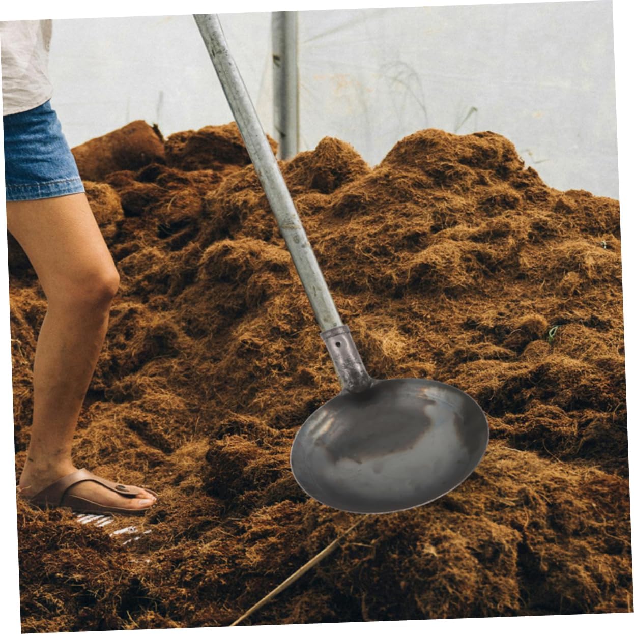 Construction Tool Metal Dung Ladle Shovel Cleaning Bucket for Sewage Drains
