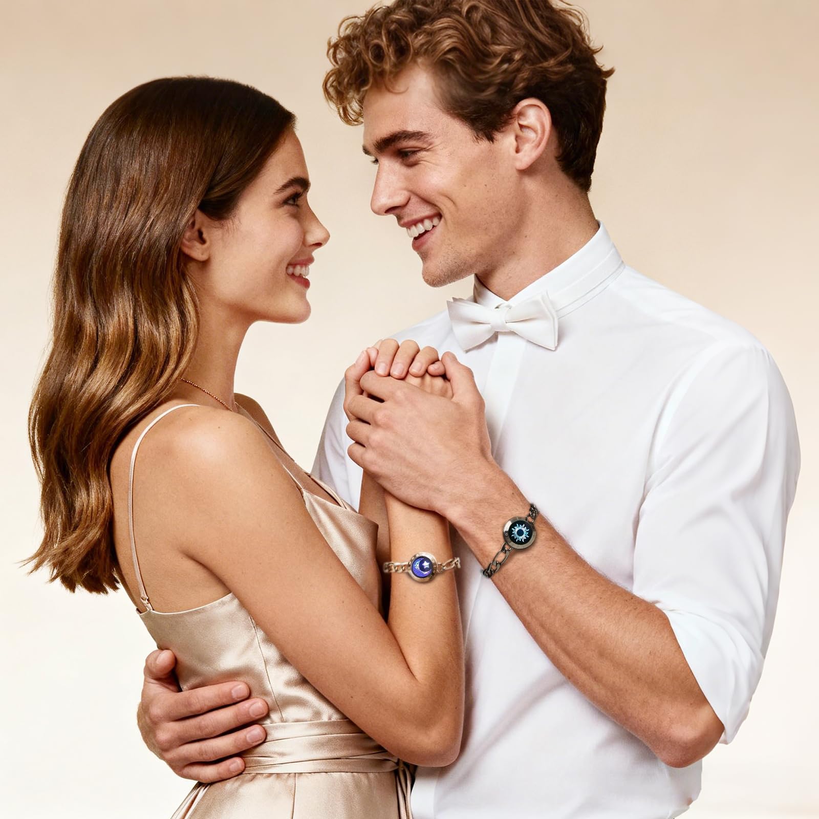 TOTWOO Braccialetti di Coppia Touch con Collegamento Bluetooth Uno a Uno tramite App, Luci e Vibrazioni – Regalo Perfetto per San Valentino e Coppie a Distanza, in Acciaio Inossidabile 316L