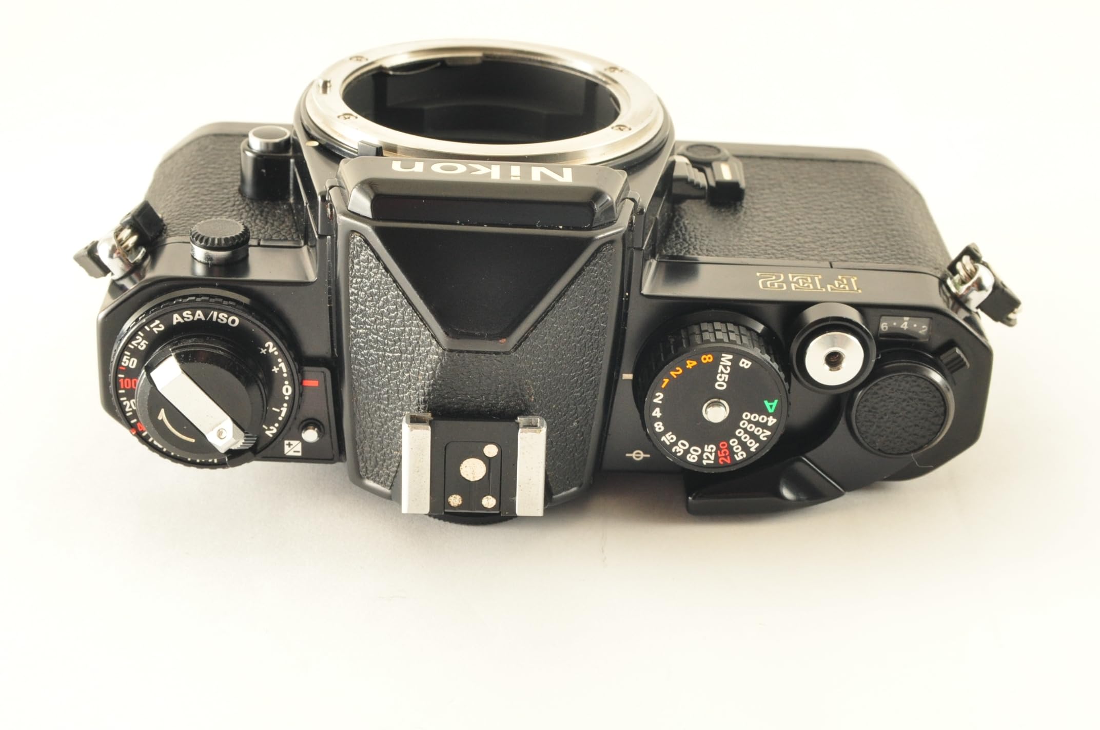 NikonFE2（フィルム7本&カメラケース付） | KEMI.AC.KE