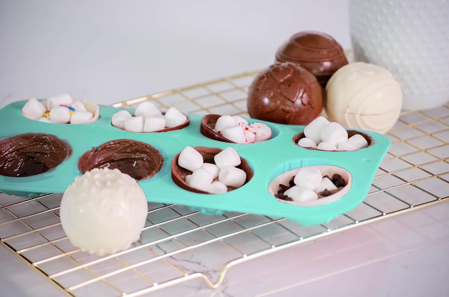 Handstand Kitchen 18-Piece Ultimate Hot Cocoa Bomb Making Set