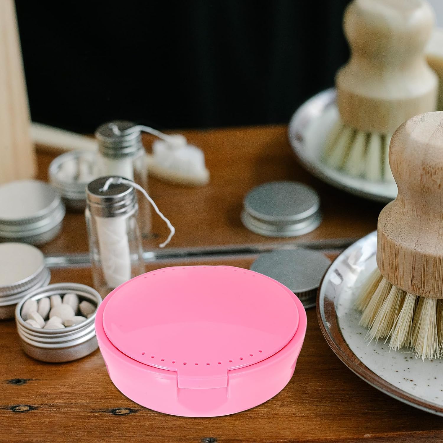 Portable Round Retainer Box with Mirror, Plastic Tooth Holder Case, Milk Tooth Storage Container for Home and Travel Orthodontic Use