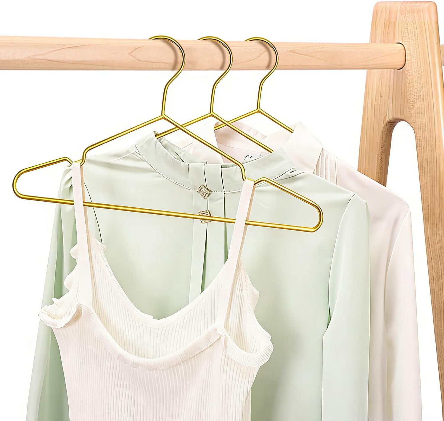 30 Pack Clothes Hangers, METLUCK Stainless Steel Gold Hangers for Clothes Strong Wire Metal Coat Hangers Standard Suit Hangers, Great for Daily Use -17.7 Inch, Gold