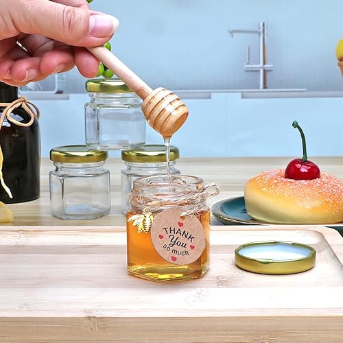 Miniatura 4 de Paquete de 60 mini tarros de miel de vidrio de 1.5 onzas, pequeños tarros hexagonales de miel con tapa dorada de abeja, bolsas de regalo doradas y
