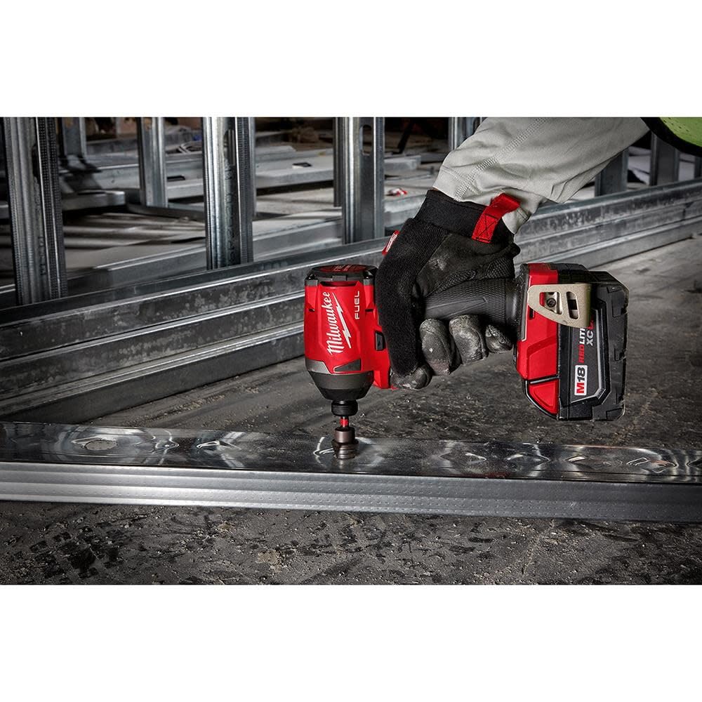 MILWAUKEE SHOCKWAVE Impact Duty St