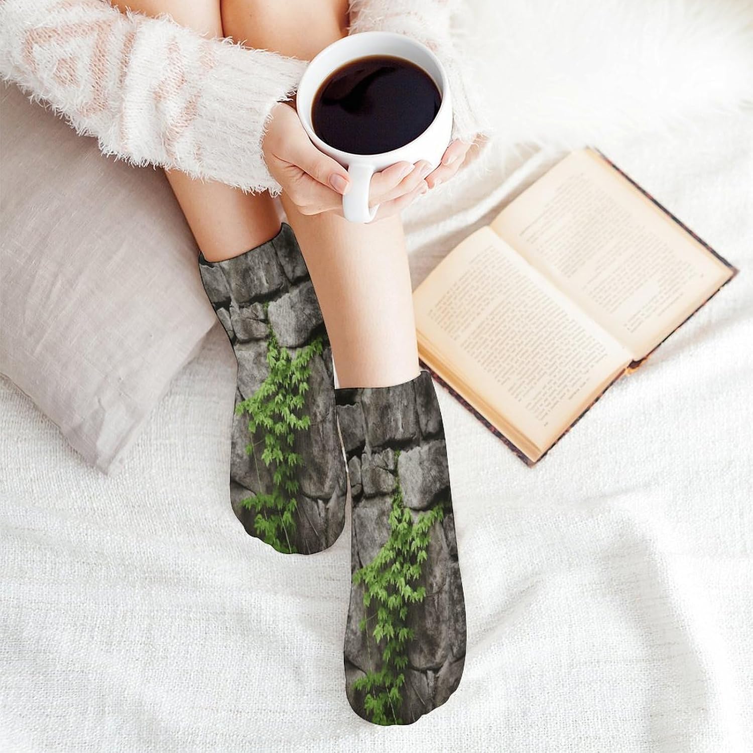 Plant on Stone Wall Ankle Socks for Men Women 5 Pairs | Comfortable Casual Low Cut Socks, Lightweight No Show Breathable Athletic Socks, Soft Mini Crew Socks for All Seasons
