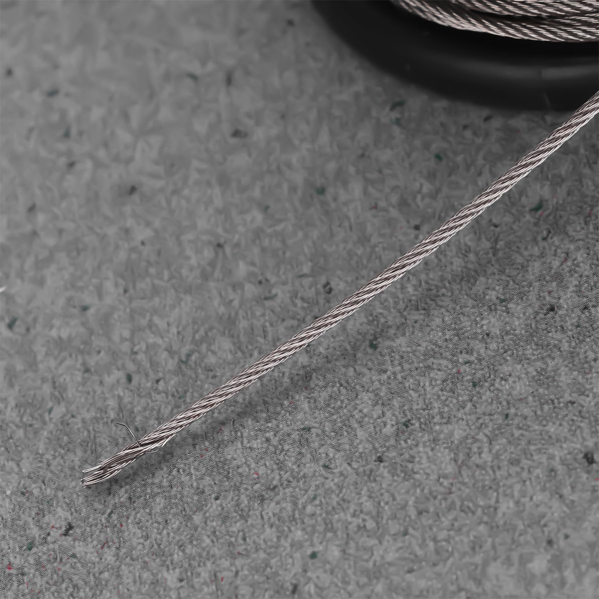 Angoily Stainless Steel Wire Spool Rust Resistant Steel Cable with Aluminum Crimping Loop Sleeve 20 Pcs M 1.5mm for Picture Frame Hanging and Clothes Line Use for Light Industry