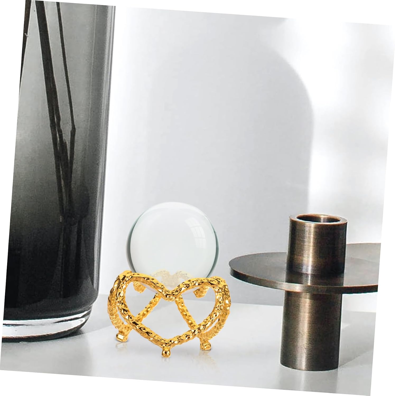 Zerodeko Metal Crystal Ball Stand Heart Shape Decorative Sphere Holder