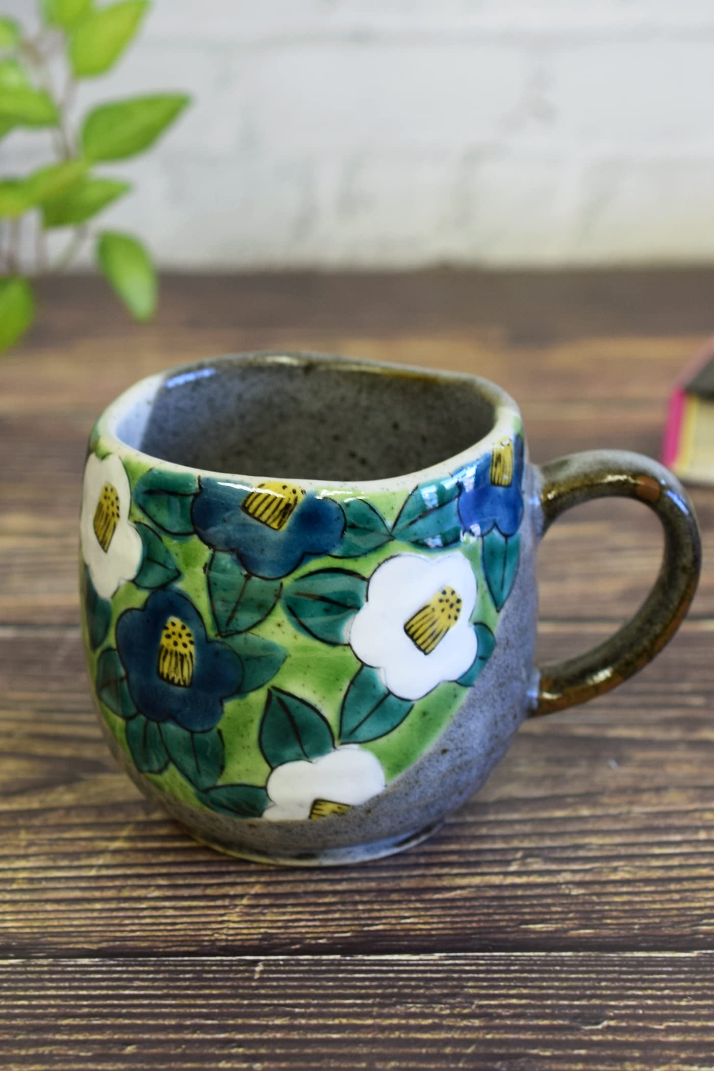 Mug, Stylish Tableware, Kutani Ware Mug, Camellia, Ceramic, High Quality Brand, Made in Japan : Home & Kitchen