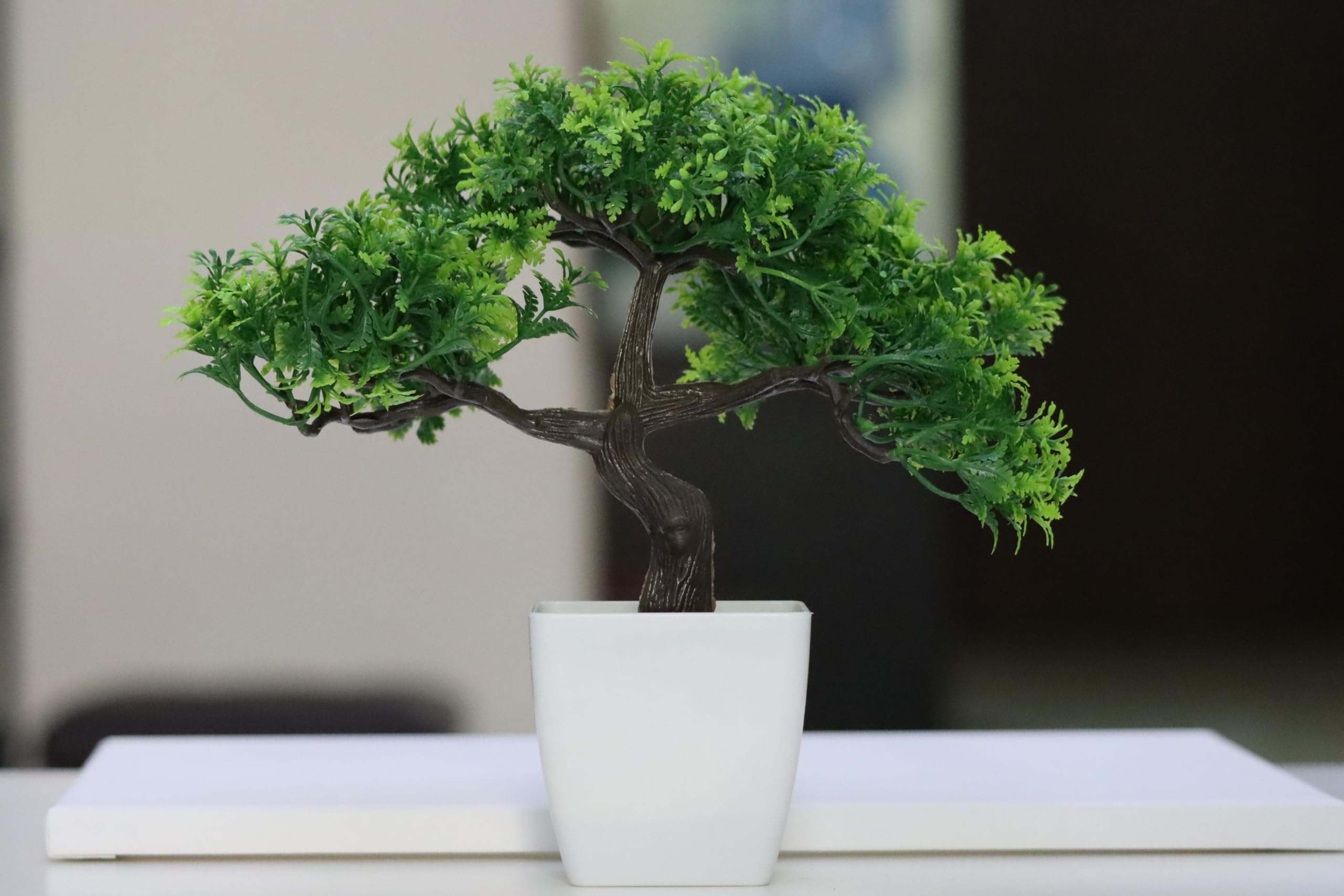Artificial bonsai plant